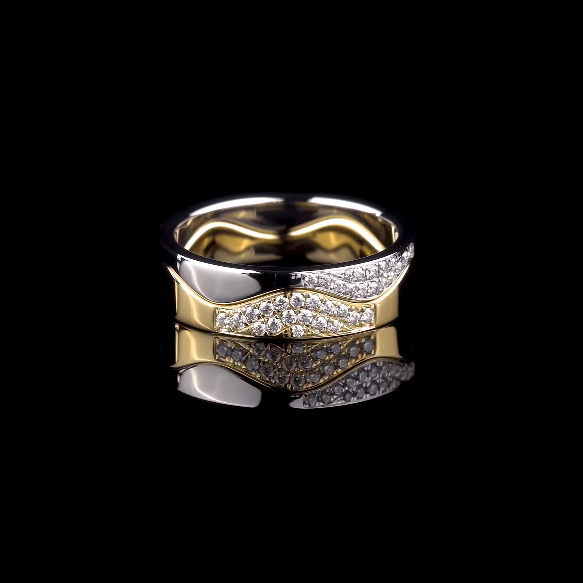 18K Wave Inspired Wedding Bands