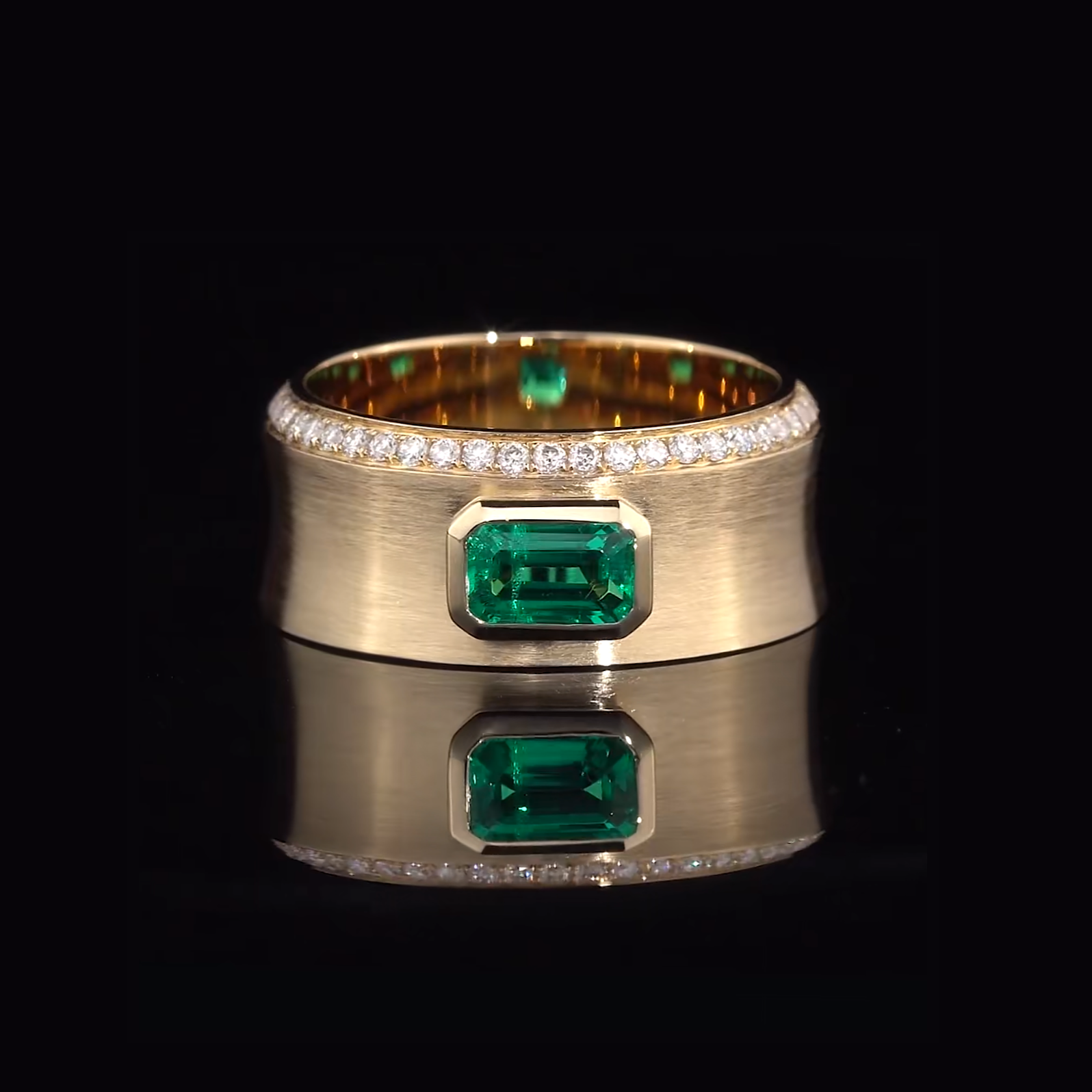 Emerald Single Sided Pavé Diamond Satin Finished Men's Ring